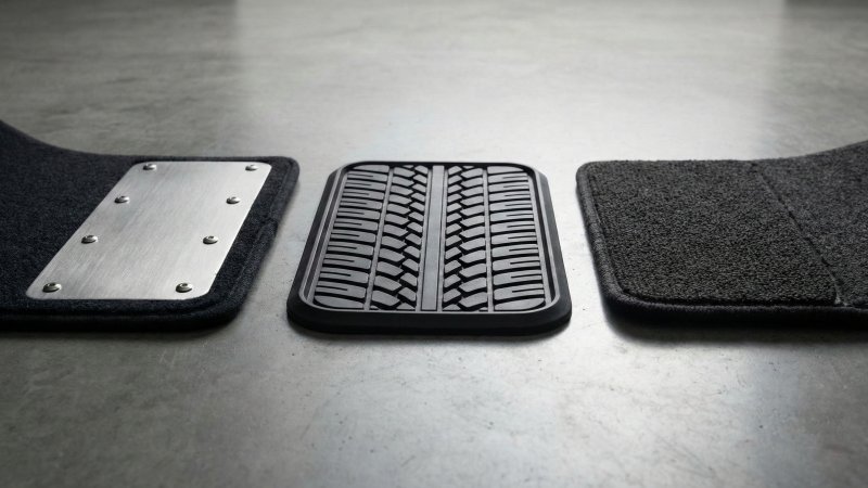 Car Mat Heel Pad Material Comparison Metal PVC Carpet