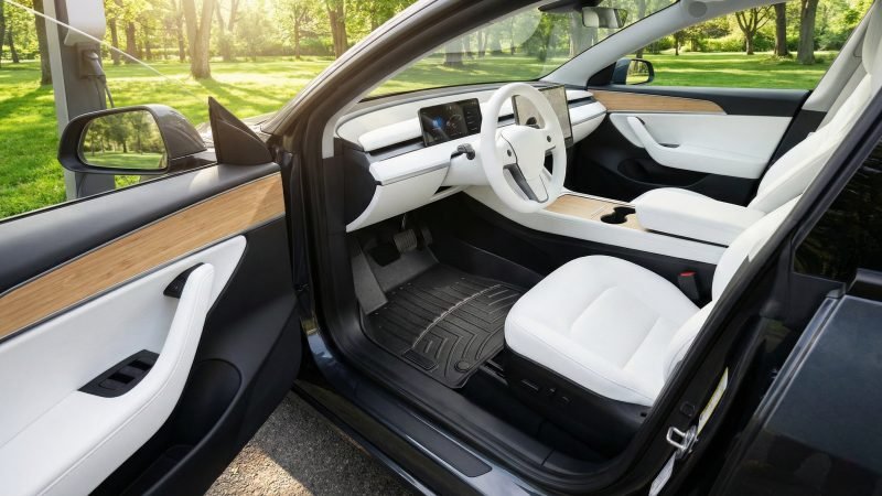 Eco Friendly 3D Car Floor Liner In Electric Vehicle