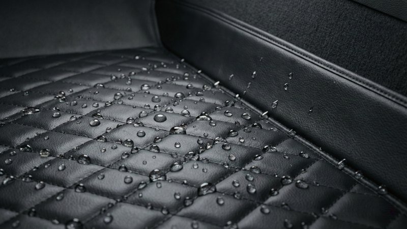 Waterproof Car Mat With High Wall Coverage